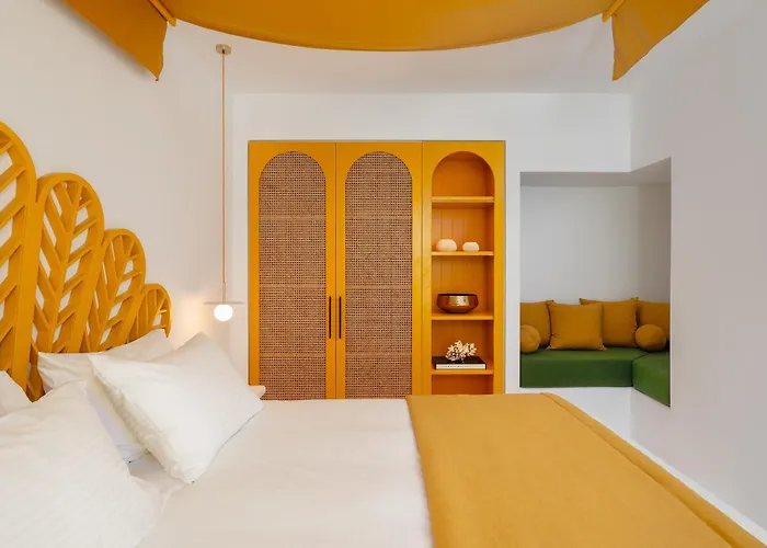 Croco Mykonos Отель Тоурлос