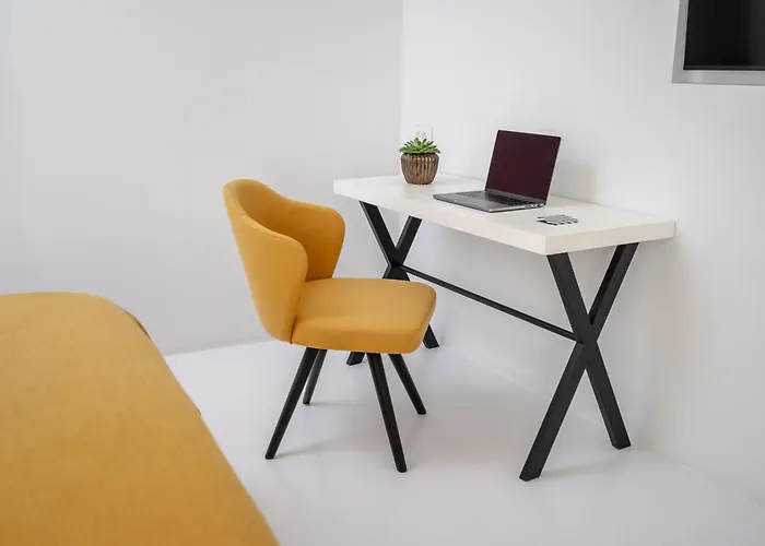 Croco Mykonos Отель Тоурлос